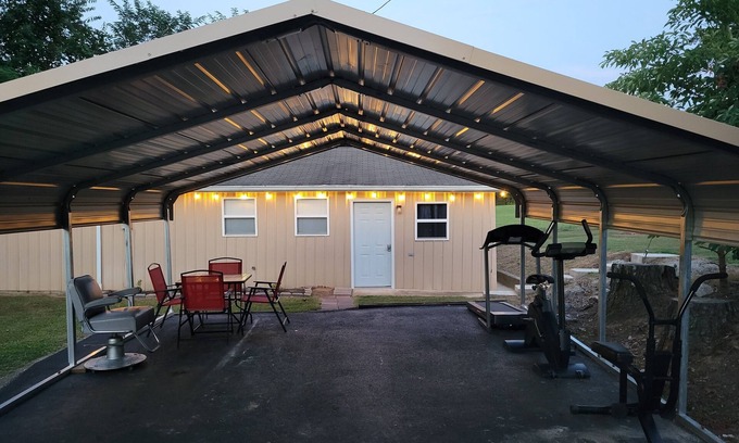 Greenfield Casa | The Hatcher Hideawy