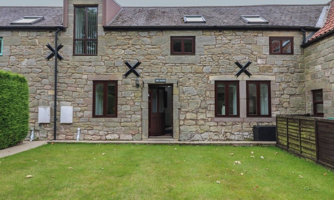 Duddo Cabaña | THE HAVEN, pet friendly, character holiday cottage in Norham