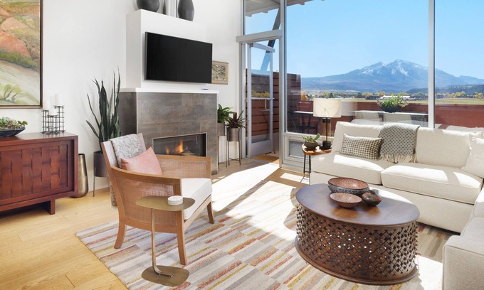 Carbondale Condominio | The Haven | Stunning Views, Fireplace, A/C