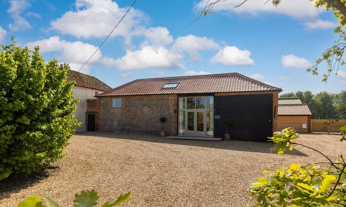 Aldborough Casa | The Hay Loft - Luxury Barn Conversion, beautiful rural countryside setting