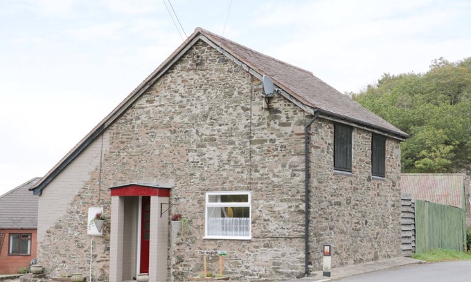 Pontesbury Cabaña | THE HAYLOFT, admite mascotas, con jacuzzi en Stiperstones, Ref. 916697