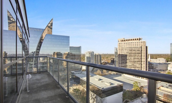 Lenox Apartamento | The Heart of the city