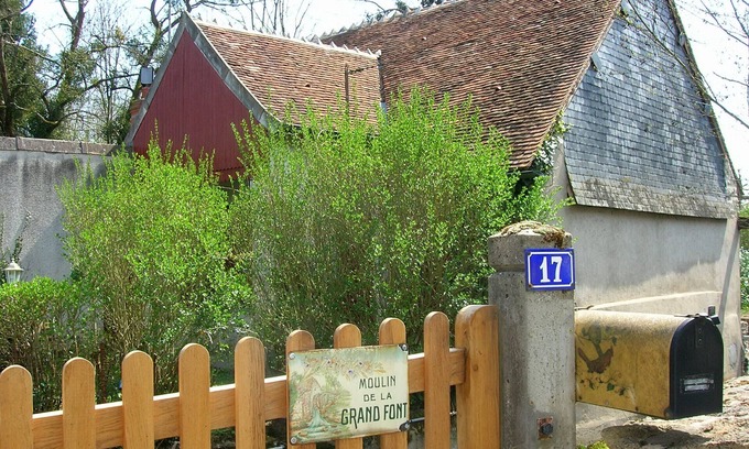 La Chatre Casa | EL CORAZÓN DEL PAÍS GEORGE SAND en una pequeña isla, en un antiguo molino.