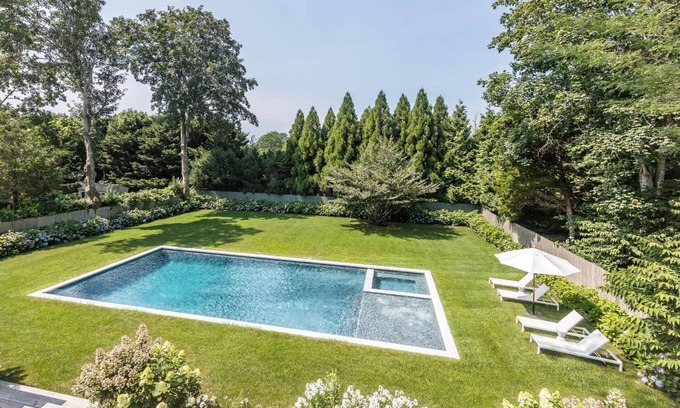 Amagansett Lanes Casa | RÓTULOS DE AMAGANSETT RECIENTEMENTE RENOVADOS, CAMINAR A LA PLAYA, CIUDAD, AL SUR DE LA CARRETERA