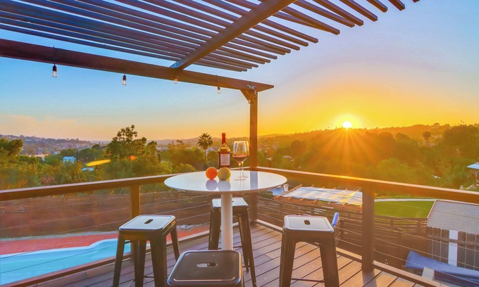 Mount Helix Casa | The Helix House | Pool & Mountain Views