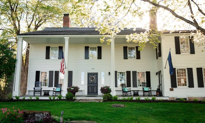 North Bennington Casa | The Henry House & Authentic Red Covered Bridge!
