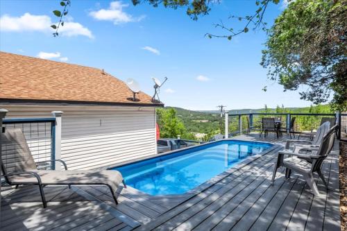 Leander Casa | The Heritage Hideaway Sweeping Views Games & More