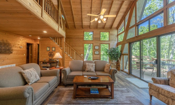 Innsbrook Chalet De Esquí | The Hidden Treetop Retreat by Innsbrook Vacations!