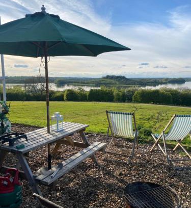 Longdon Otro | The Hide at Manton Bay- Glamping