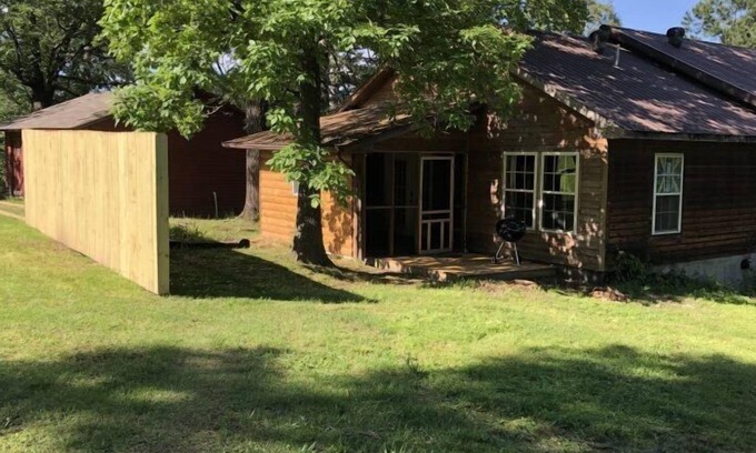 Eureka Springs Apartamento | The Hideaway at Bear Mountain Log Cabins