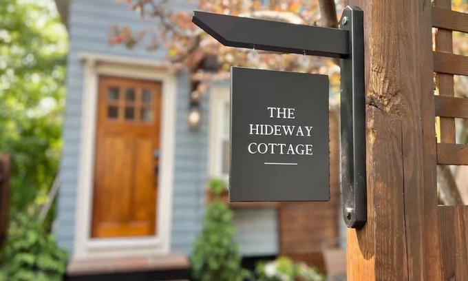 Providence Casa | The Hideaway Cottage - Entire Home in Fox Point!