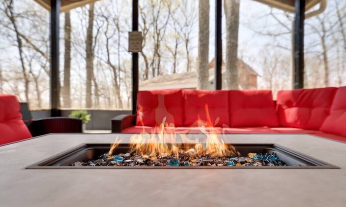 Bushkill Casa | The Hideaway - Saw Creek Estates