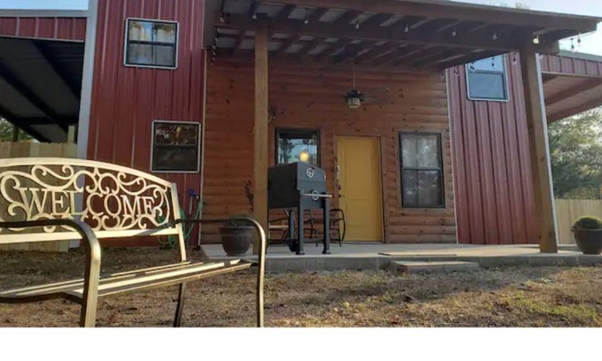 De Queen Casa | The Hideout - De Queen, Arkansas
