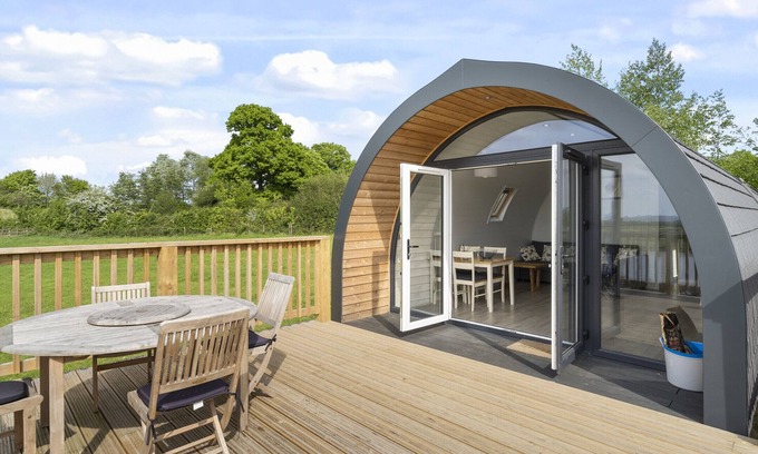Hertford Chalet De Esquí | The Highland Camping Pod