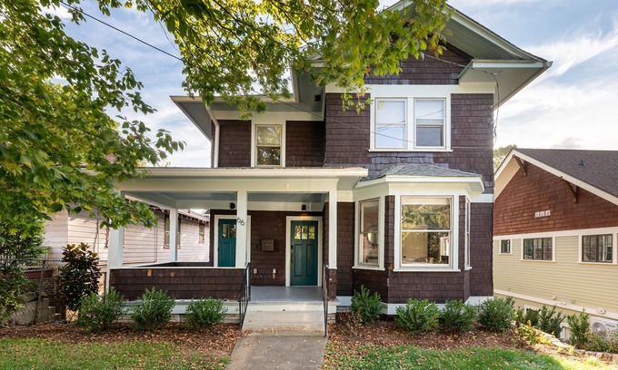 Historic Montford Casa | The Highline | Your home away from home in Downtown Asheville