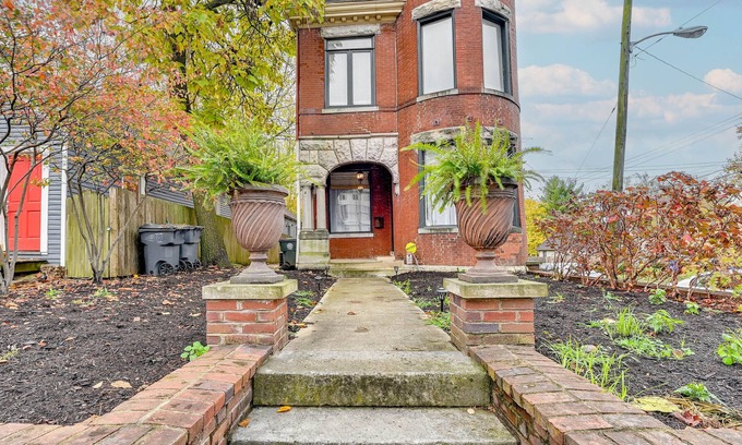North Upper Street Casa | The Historic 'Bell House' in Downtown Lexington