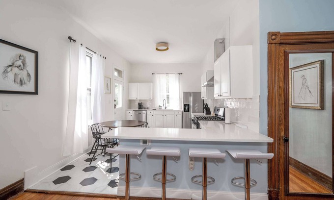 Covington Condominio | The Historic John H Dickman House