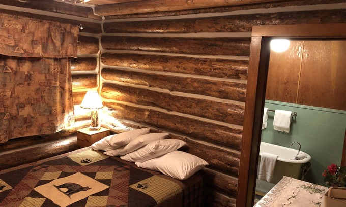 West Yellowstone Hotel | The Historic Madison Hotel Motel