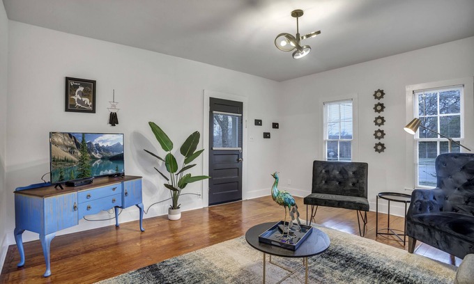 Belton Casa | The Historic Pearl