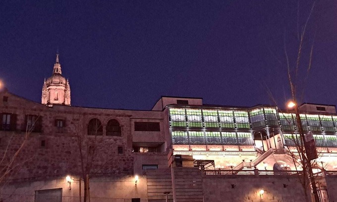 Tenerias Apartamento | La Historia de Salamanca desde la ventanas del alojamiento