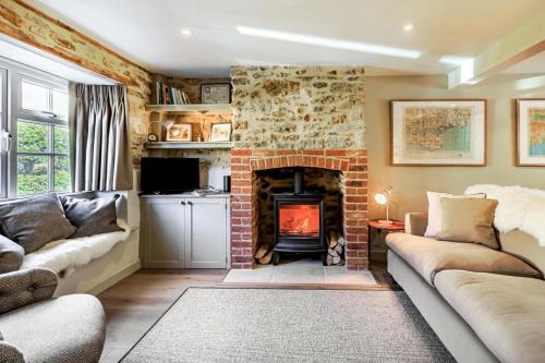 Bridport Casa | The Hive - Burton Bradstock