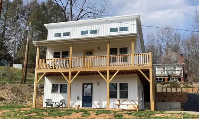 Waynesville Casa | The Hive Waynesville 1 mile to downtown