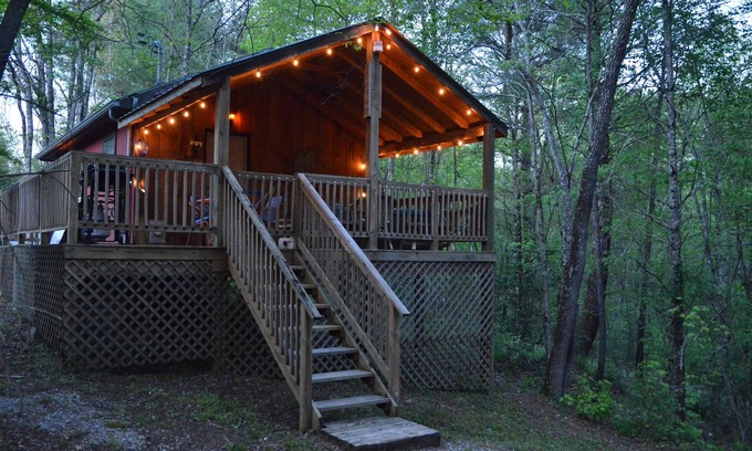 Reliance Cabina | The Hiwassee Cabin at Starr Mountain Retreat