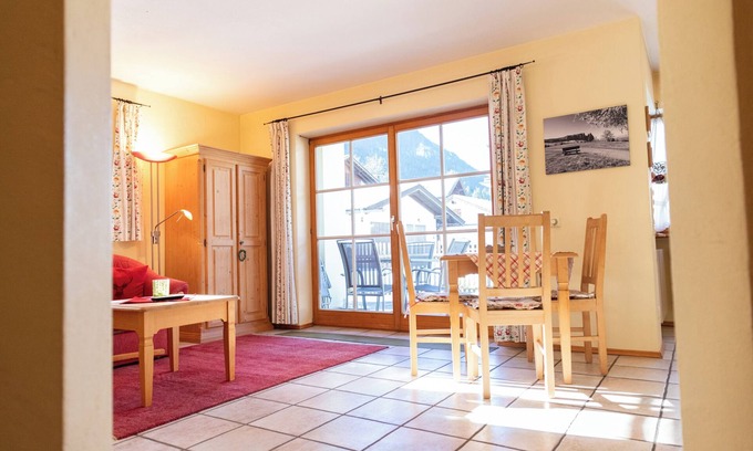 Obergrainau Apartamento | The holiday apartment "Alpenglühen" awaits you!