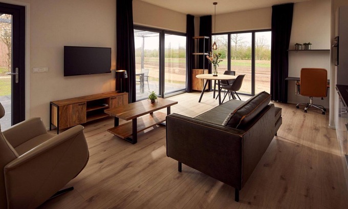Kotten Casa | The holiday villa Amalia 2 is wheelchair friendly and has a cozy, spacious, and homely living room with an open kitchen, 1 bedroom, and a spacious outdoor area.