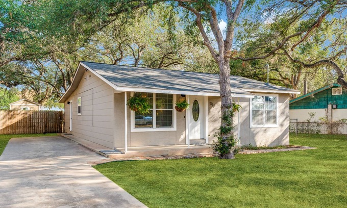 Universal City Casa | The Home away from Home