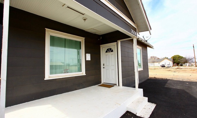 Big Spring Casa | The Home Realtor Guest House