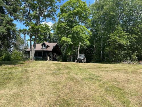 Hastings Highlands Casa | The Homestead at Rutledge Lake
