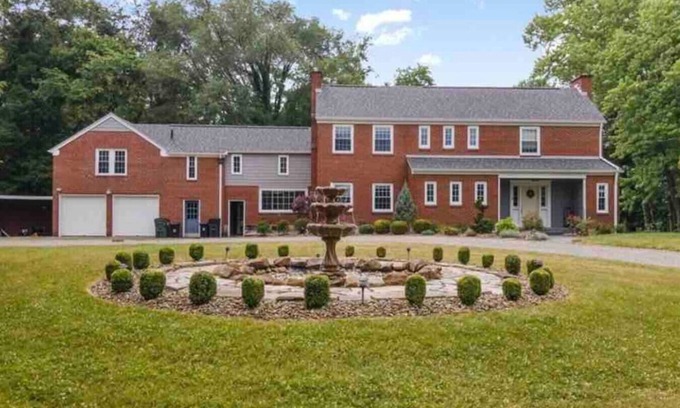 New Philadelphia Casa | The Homestead at Seven Oaks Estate