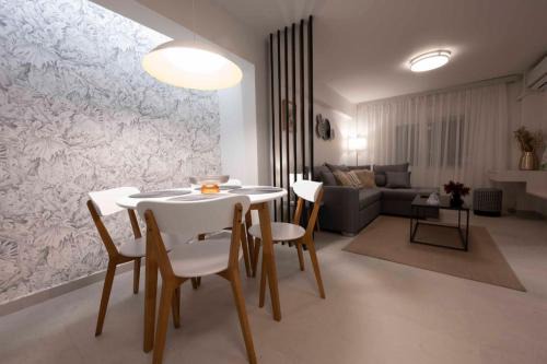 Ilisia Apartamento | The HostMaster Faedra's Haven