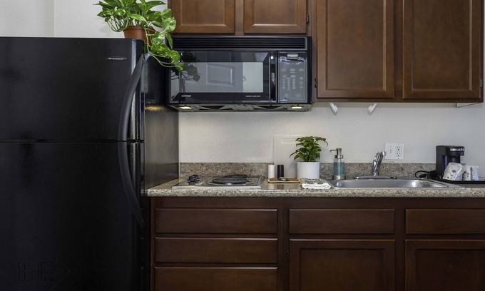 Townsite Hotel | The Hotel Oceanside