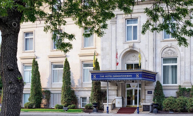 Regina Hotel | The Hotel Saskatchewan, Autograph Collection