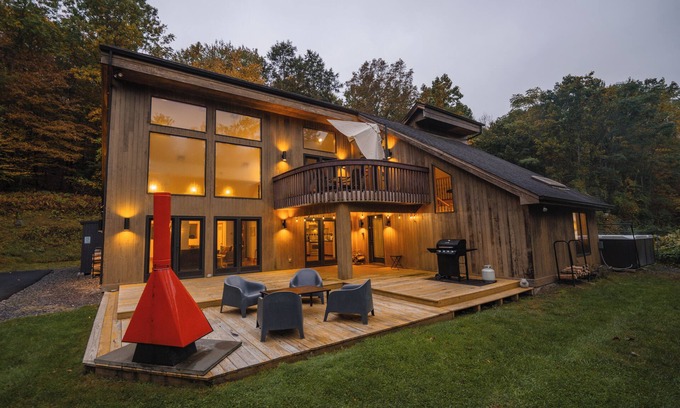 Poughkeepsie Casa | The House In Highland- Secluded Retreat