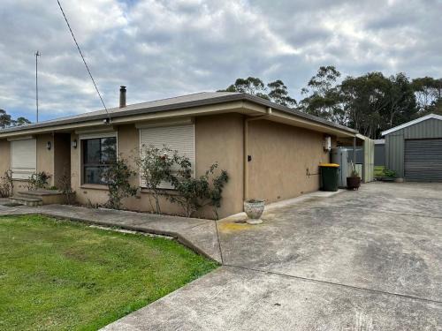 Cobden Casa | The House in Large Garden