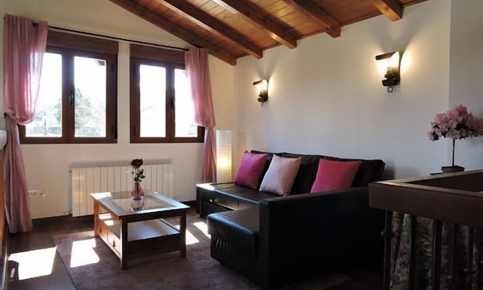 Ortigosa del Monte Cabaña | La casa de la Abuela para 8 personas