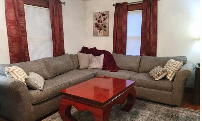 Binghamton Casa | The House of Zen