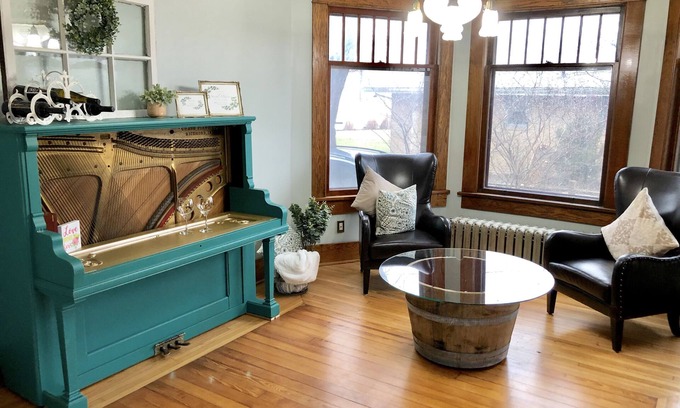Baroda Casa | La casa en las colinas en el país vinícola del suroeste de Michigan