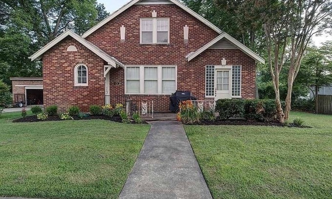 Martin Casa | The House on Main