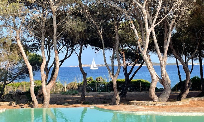 Bonifacio Casa | The House on the Beach