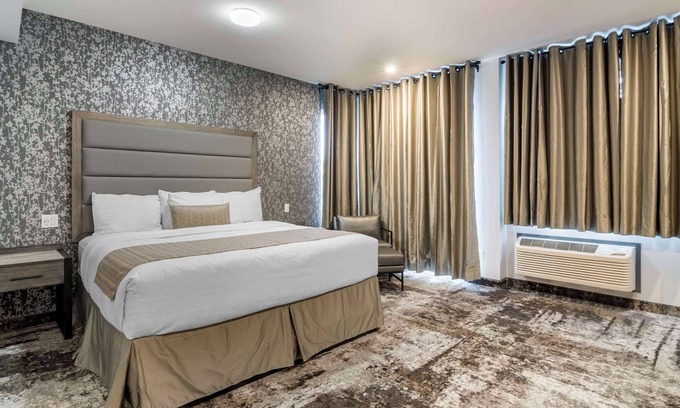 Kamloops Hotel | The Hue Hotel, Ascend Hotel Collection