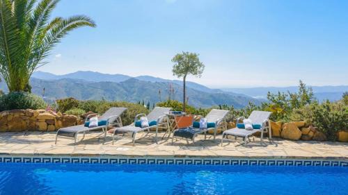 Canillas de Aceituno Casa | The Hunting Lodge Alcaucín by Ruralidays