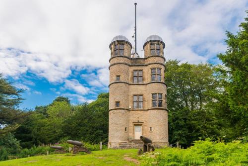 Chatsworth Casa | The Hunting Tower