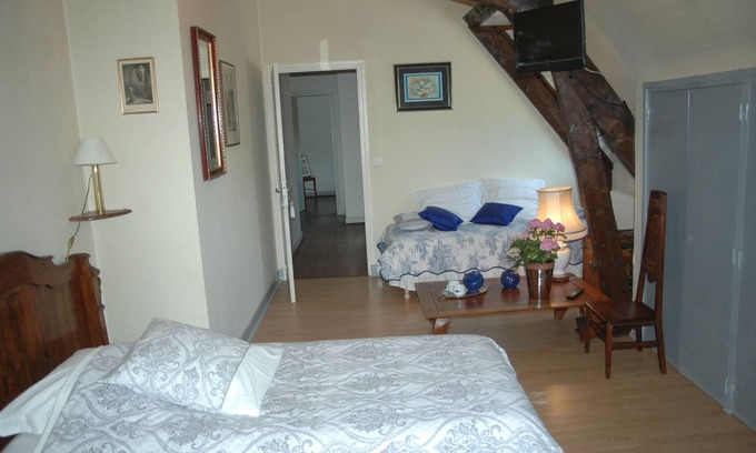 Lourdes - Tarbes Casa | La suite Hydrangeas - servicios de calidad (en el campo en Lourdes)