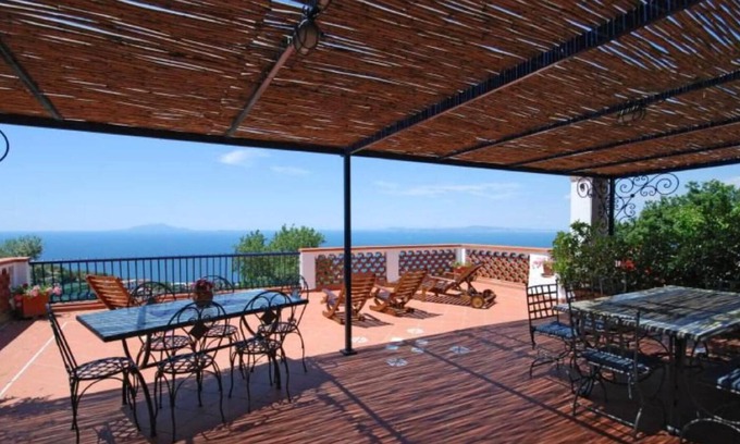 Termini Villa | The Hydrangeas Wonderful Villa en el corazón de la costa de Sorrento con piscina