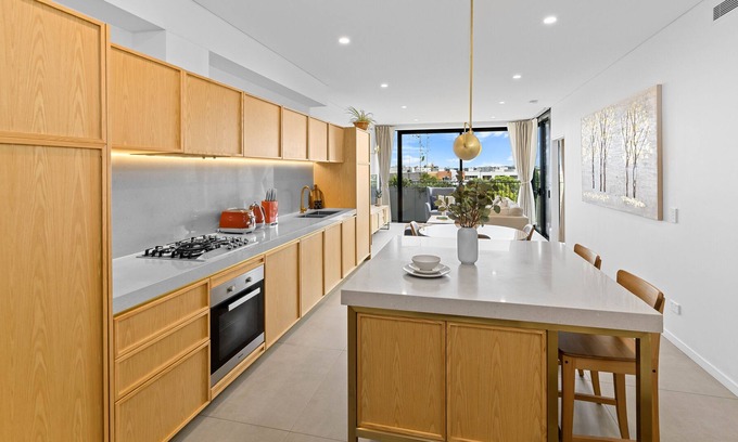Alexandria Apartamento | The Iconic - Near CBD & Airport, Parking & Study