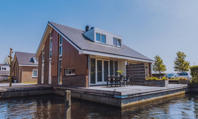 Municipality of Uitgeest Casa | The ideal house for water sports enthusiasts!